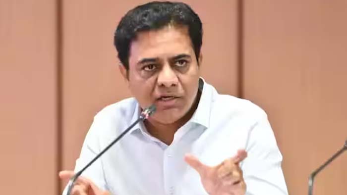 KTR Chitchat: 6 నెలల టైం ఉంది.. టికెట్ల విషయంలో ఇప్పుడే చెప్పలేం