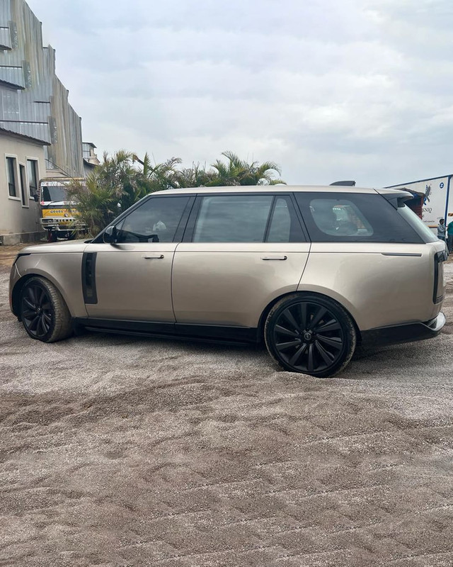 Mahesh New Range Rover