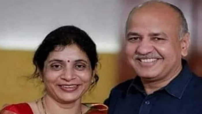 Manish Sisodia: 103 రోజుల తర్వాత తన భర్తను కలుసుకున్న మనీష్ సిసోడియా భార్య.. భావోద్వేగ లేఖ విడుదల చేసిన సీమా సిసోడియా