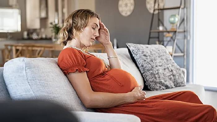 Morning sickness: గర్భధారణ సమయంలో అరుదైన ఆరోగ్య పరిస్థితి.. దంతాలన్నింటిని కోల్పోయిన మహిళ