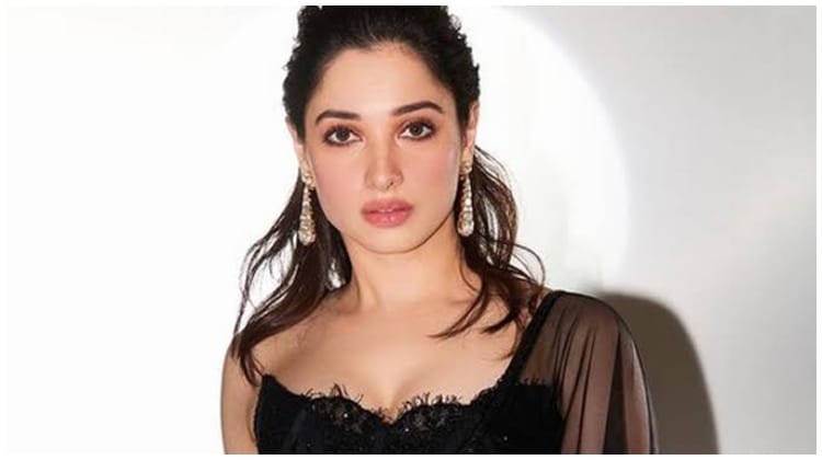 Tamannah Bhatia : తమన్నా ఏడాదికి ఎన్ని కోట్లు సంపాదిస్తుందో తెలుసా?