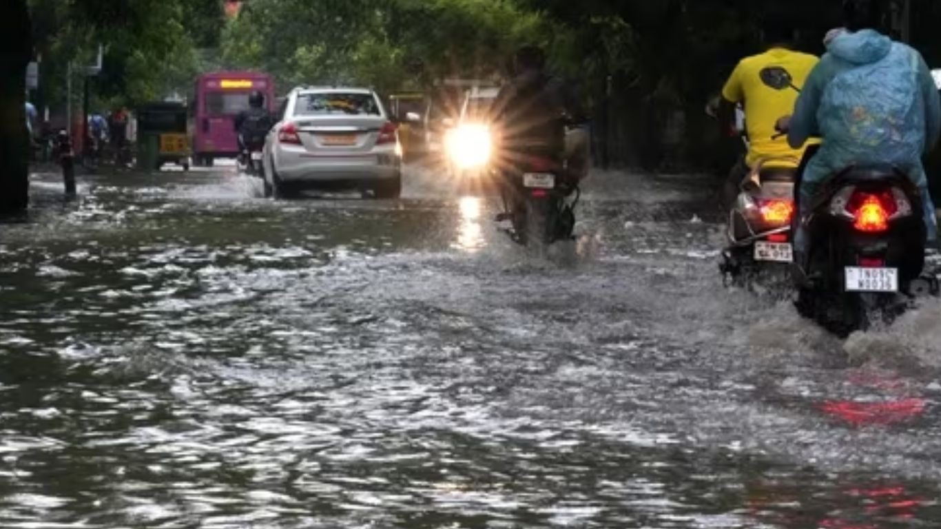 Heavy Rains: నేడు భారీ వర్షాలు.. రెడ్‌ అలర్ట్‌ ప్రకటించిన వాతావరణ శాఖ! అస్సలు బయటకు రావొద్దు