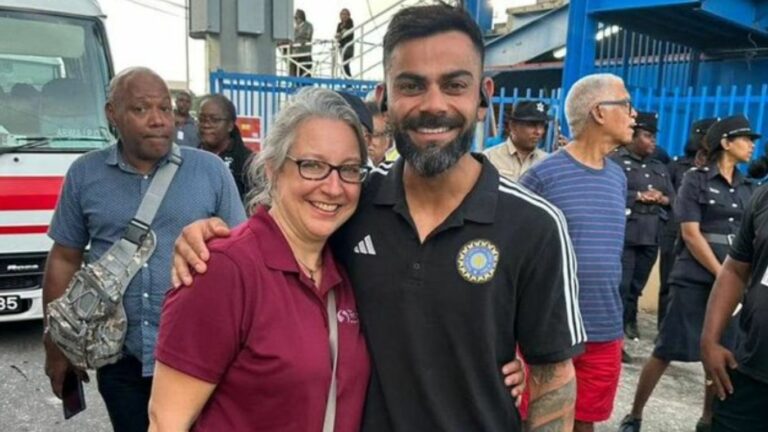 Virat Kohli Fan: కొడుకు ఆట కాకుండా.. విరాట్‌ కోహ్లీని చూడడానికే స్టేడియంకు వచ్చిన వెస్టిండీస్ ప్లేయర్ తల్లి!