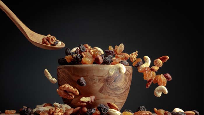 Health Benefits: కిస్ మిస్ తినకపోతే.. ఈ లాభాలు మిస్ అయినట్టే..!