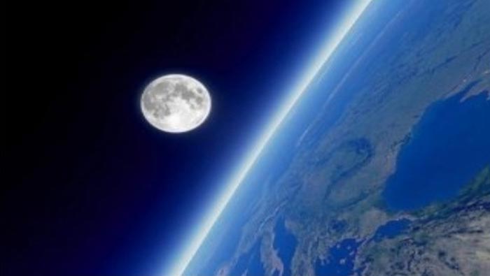 Close To The Moon:  ఆ దేశమే చంద్రుడికి దగ్గర.. ఎవరెస్టు కాదు