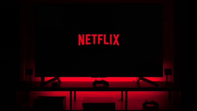Netflix: నెట్‌ఫ్లిక్స్‌ కీలక నిర్ణయం.. ఇకపై పాస్‌వర్డ్ షేరింగ్‌ బంద్!