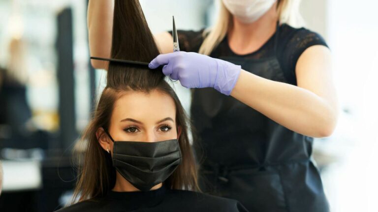 Ovarian Cancer Risk: బ్యూటీషియన్స్ బీ అలెర్ట్.. క్యాన్సర్‌ ముప్పు తప్పదు!