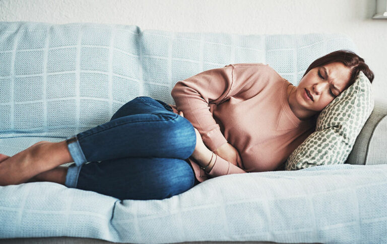 Health Tips: పీరియడ్స్ సమయంలో వీటిని తీసుకుంటే నొప్పి, నీరసం క్షణాల్లో తగ్గుతుంది..