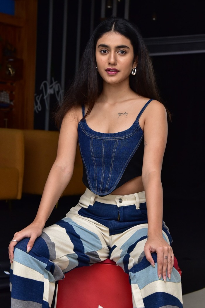 Priya Prakash Varrier8