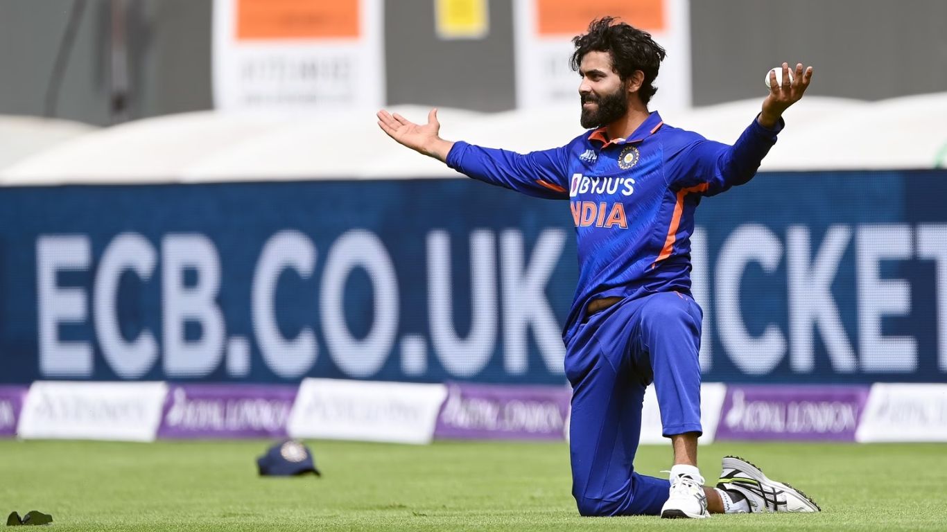 Ravindra Jadeja Recod: చరిత్ర సృష్టించిన రవీంద్ర జడేజా.. తొలి భారత బౌలర్‌గా అరుదైన రికార్డు!