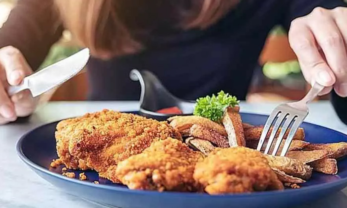 Monsoon Diet :వర్షాకాలంలో నాన్ వెజ్ ను ఎక్కువగా తింటున్నారా? ఇది మీసమే..