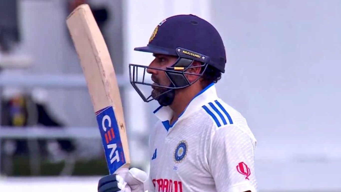 Rohit Sharma: ఎంఎస్ ధోనీని అధిగమించిన రోహిత్ శర్మ!