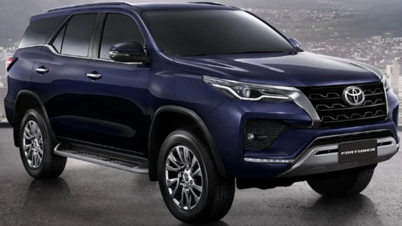 Toyota Fortuner Price 2023: 15 లక్షలకే టయోటా ఫార్చ్యూనర్‌.. క్షణాల్లో డెలివరీ కూడా!