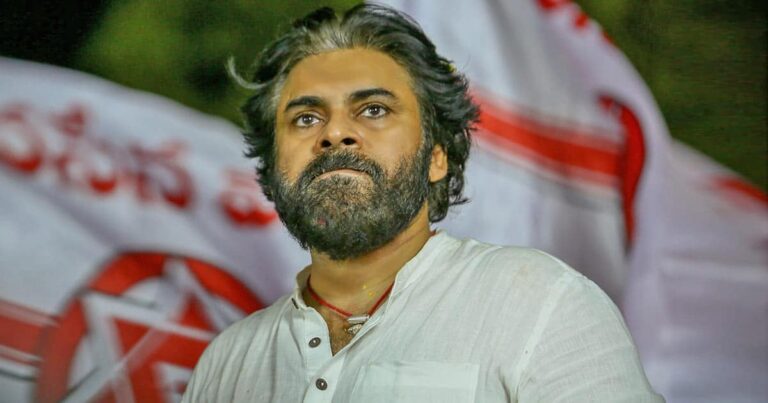 Pawan Instagram : పవన్ కళ్యాణ్ క్రేజ్ మాములుగా లేదుగా.. స్టార్ హీరోయిన్స్ కూడా ఫాలో అవుతున్నారు..?