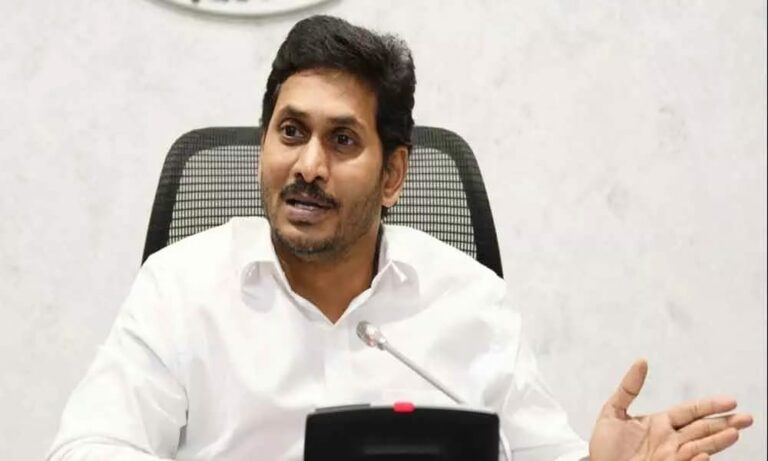 Ap Govt : వాలంటీర్ జీతాల పై కీలక నిర్ణయం తీసుకున్న జగన్ ప్రభుత్వం..