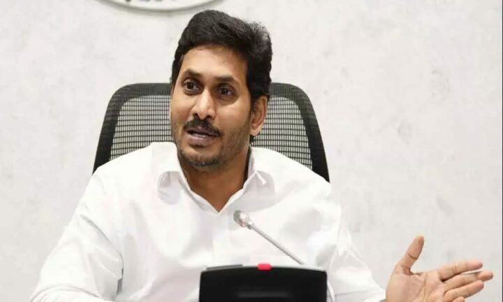 Ap Govt : వాలంటీర్ జీతాల పై కీలక నిర్ణయం తీసుకున్న జగన్ ప్రభుత్వం..