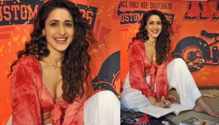 Pragya Jaiswal : హాట్ సిట్టింగ్ పోజీషన్ లో పరువాల విందు చేస్తున్న హాట్ బ్యూటీ..