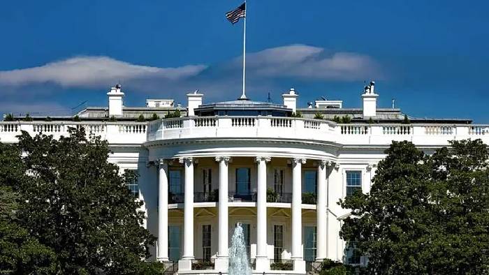 White House:  అమెరికా అధ్యక్ష భవనం వైట్‌హౌజ్‌లో “అనుమానాస్పద పౌడర్”..