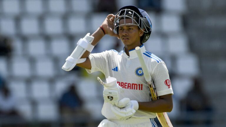 Yashasvi Jaiswal Century: సురేశ్‌ రైనా రికార్డు బద్దలు.. తొలి భారత క్రికెటర్‌గా యశస్వి జైస్వాల్ రికార్డు!