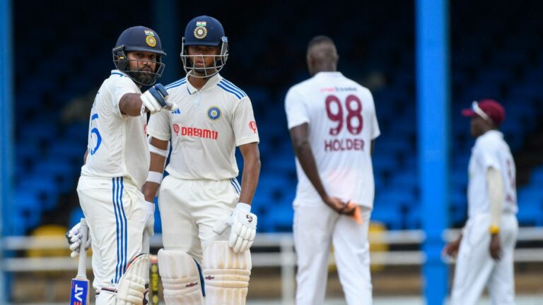 WI vs IND: హైదరాబాద్ పేసర్ జోరు.. రెండో టెస్టులో విజయం దిశగా భారత్!