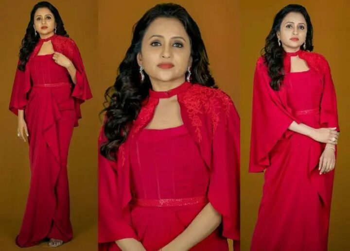 Anchor Suma : గ్లామర్ డోస్ ను పెంచేసిన సుమక్క..మైండ్ బ్లాక్ పోజులు..