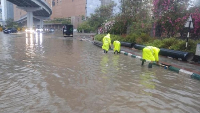 GHMC: భారీ వర్షాల నేపథ్యంలో జీహెచ్‌ఎంసీ అలర్ట్.. ఆ ప్రాంతాలపై ప్రత్యేక దృష్టి