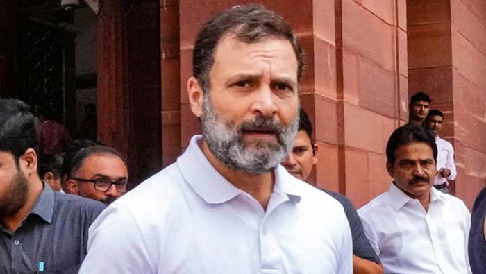 Rahul Gandhi: పరువు నష్టం కేసులో రాహుల్ గాంధీకి ఊరట..