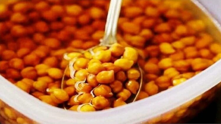 Health Tips : రోజూ రాత్రి నానబెట్టిన శనగలను ఏంటే ఏమౌతుందో తెలుసా?