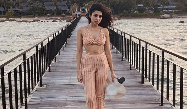 Sobhita Dhulipalla: ఆ కాయిన్ నా జీవితాన్ని మార్చేసింది..