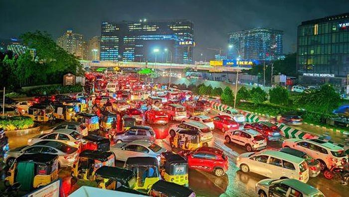 Heavy Rains: భారీ వర్షాలు ఎఫెక్ట్.. ‘లాగౌట్’ విధానం పొడిగింపు