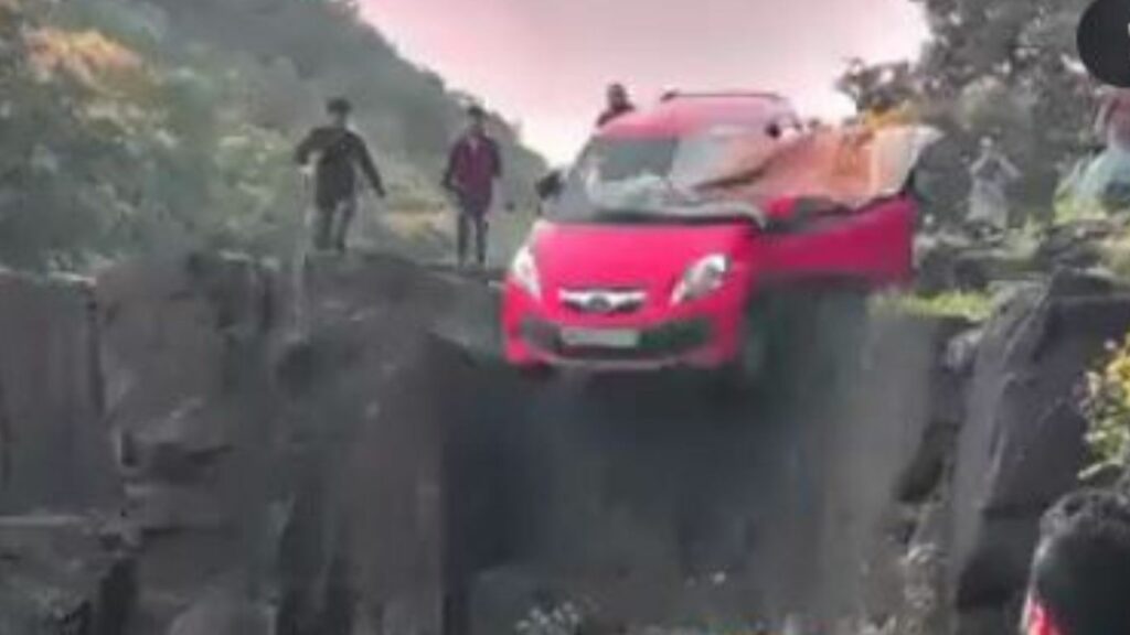 Car Falls