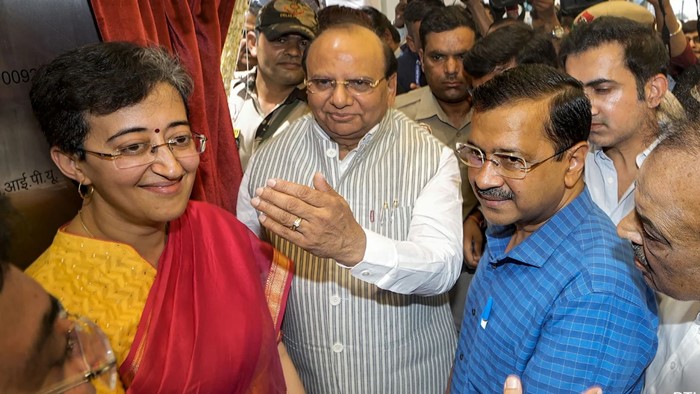 Delhi Services Act: రాష్ట్రపతి ఆమోదం.. చట్టంగా మారిన ఢిల్లీ సర్వీసెస్‌ బిల్లు