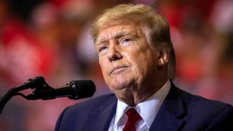 Donald Trump Arrest: అమెరికా మాజీ అధ్యక్షుడు డొనాల్డ్‌ ట్రంప్‌ అరెస్ట్‌.. 20 నిమిషాల పాటు..!