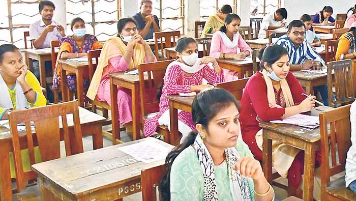 Telangana: నేటి నుంచి 23 వరకు.. మూడు షిప్టుల్లో గురుకుల పరీక్షలు