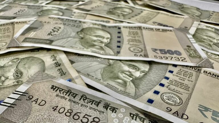 Friday Remedies: శుక్రవారం నాడు ఈ 3 నివారణలు చేస్తే.. మీరు కోటీశ్వరుకు అవ్వడం పక్కా!