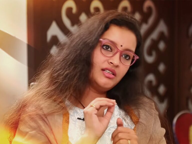 Renu Desai: బీజేపీ అభ్యర్థిపై పవన్ మాజీ భార్య కీలక వ్యాఖ్యలు.. డబ్బులు అందలేదు కానీ?