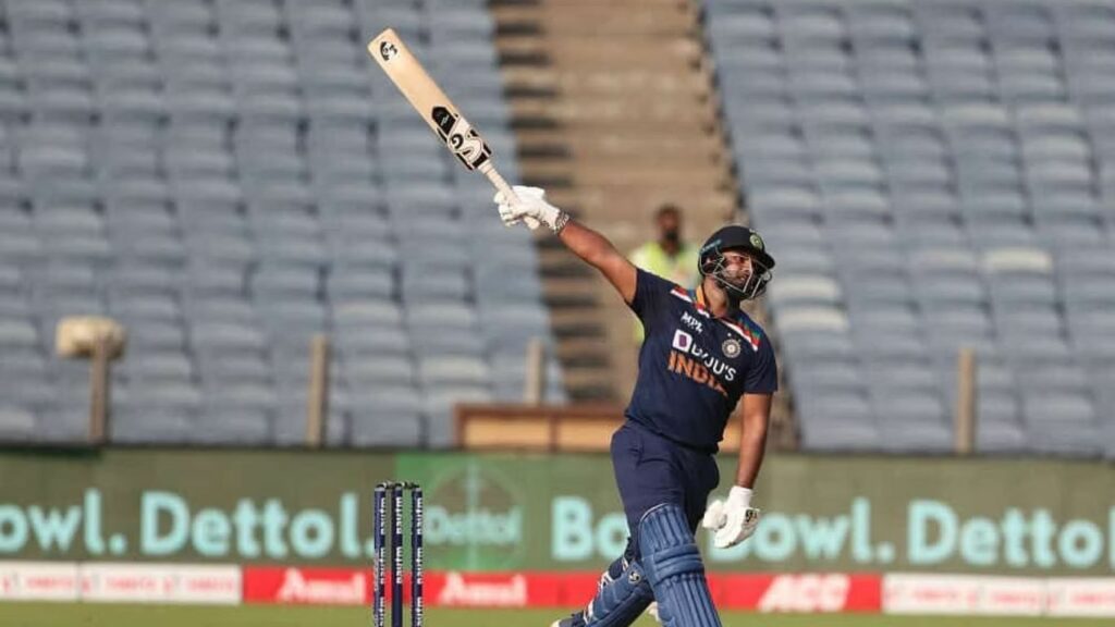 Rishabh Pant Six