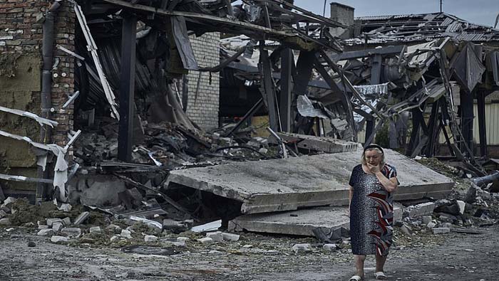 Russia War: ఖేర్సన్‌పై రష్యా దాడులు.. 23 రోజుల శిశువుతో సహా 7 మంది మృతి