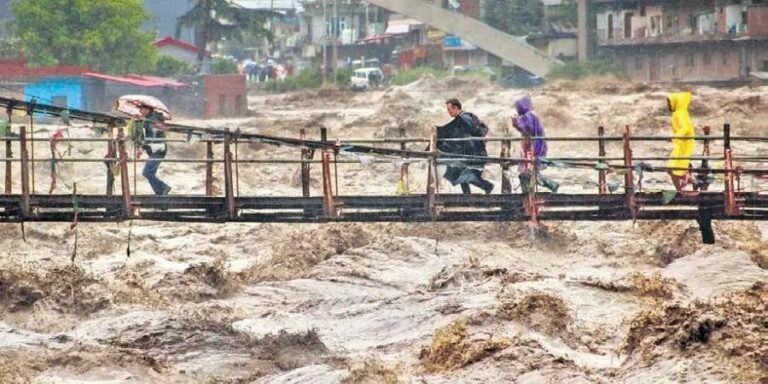 Uttarakhand: రాష్ట్రాన్ని వణికిస్తున్న భారీ వర్షాలు.. తొమ్మిది మంది మృతి..