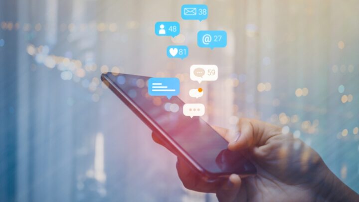 Social Media : సోషల్ మీడియాలో ఇలాంటి పోస్టులు షేర్ చేస్తే.. ఇక జైలుకే..