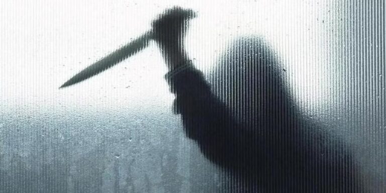 Telangana : హైదరాబాద్ లో దారుణం.. బాలుడి  గొంతు కోసిన ఆటో డ్రైవర్..