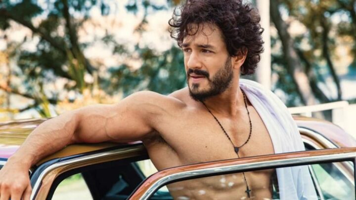 Akhil Akkineni : ఆ దర్శకుడు చెప్పిన కథకు ఇంప్రెస్స్ అయిన అఖిల్..?