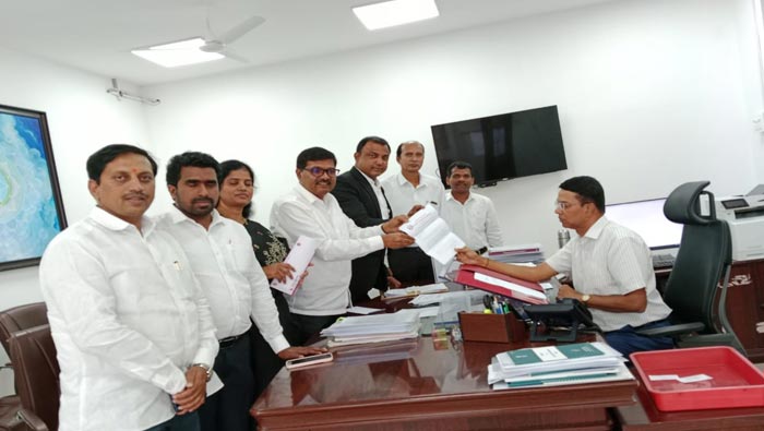 BRS: ఎన్నికల్లో గెలిచేందుకు వాళ్లు దొంగ దారులు వెతుక్కుంటున్నారు