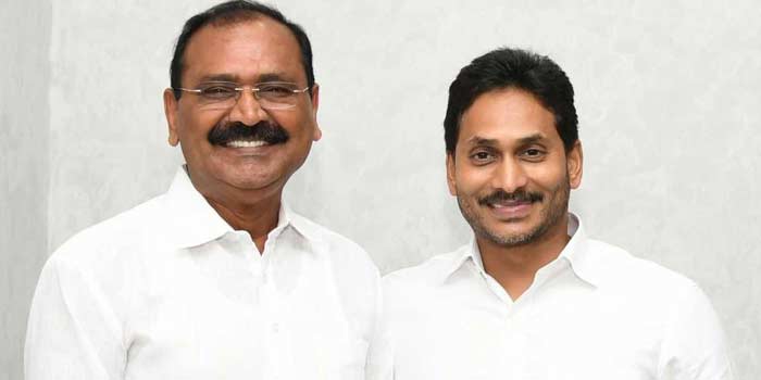 Bhumana Karunakar Reddy : నిషేధిత భూముల‌కు విముక్తి …ద‌స‌రా ముందే వ‌చ్చింద‌క్కడ‌!