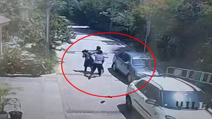 Cab Driver Attack: మహిళను, ఆమె కొడుకును చితకబాదిన క్యాబ్‌ డ్రైవర్.. ఏం జరిగిందంటే?