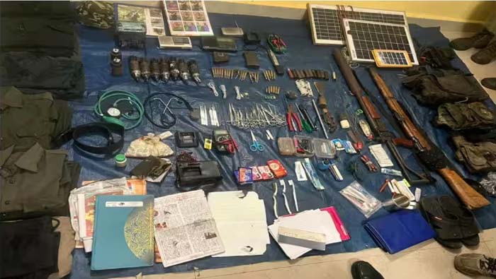 Chhattisgarh: భద్రతా బలగాలు-మావోయిస్టుల మధ్య కాల్పులు.. నక్సలైట్ మృతి