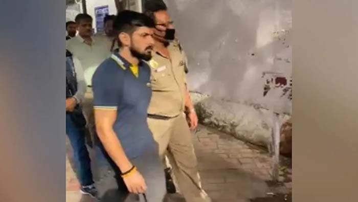 Delhi: డ్రగ్స్ కేసులో గ్యాంగ్‌స్టర్ లారెన్స్ బిష్ణోయ్‌ను జైలుకు తరలింపు