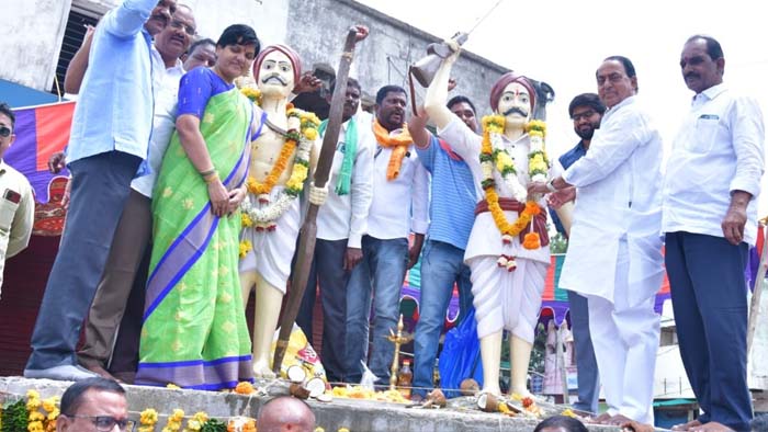 Indrakaran Reddy: ఆదివాసీ గిరిజనుల ఆకాంక్షలను కేసీఆర్ నెరవేర్చారు..