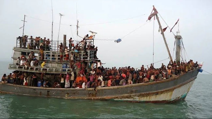 Boat Tragedy: ఘోర పడవ ప్రమాదం.. 17 మంది రోహింగ్యా శరణార్థులు మృతి