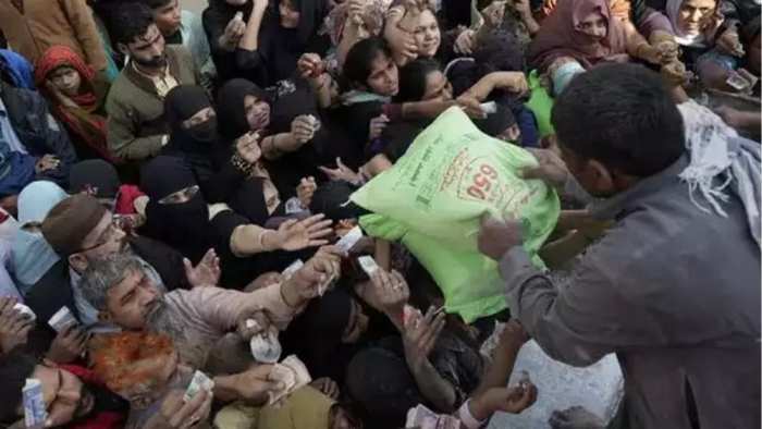 Pakistan: పిండి దొంగతనం.. బాలుడికి చిత్రహింసలు